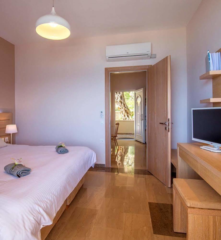 Katávolos Krouzeri Beach Apartments מראה חיצוני תמונה